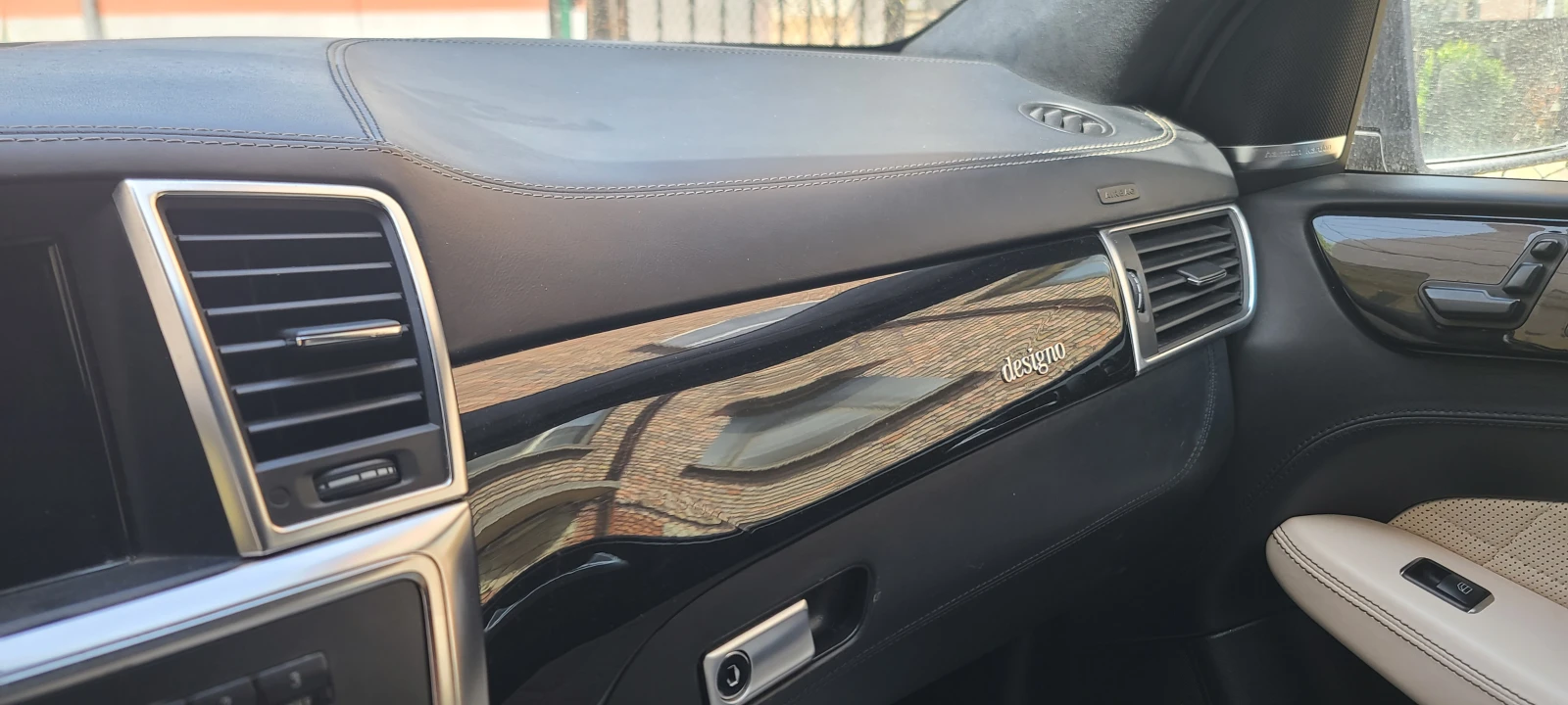 Mercedes-Benz ML 550 Designo, снимка 7 - Автомобили и джипове - 56463921