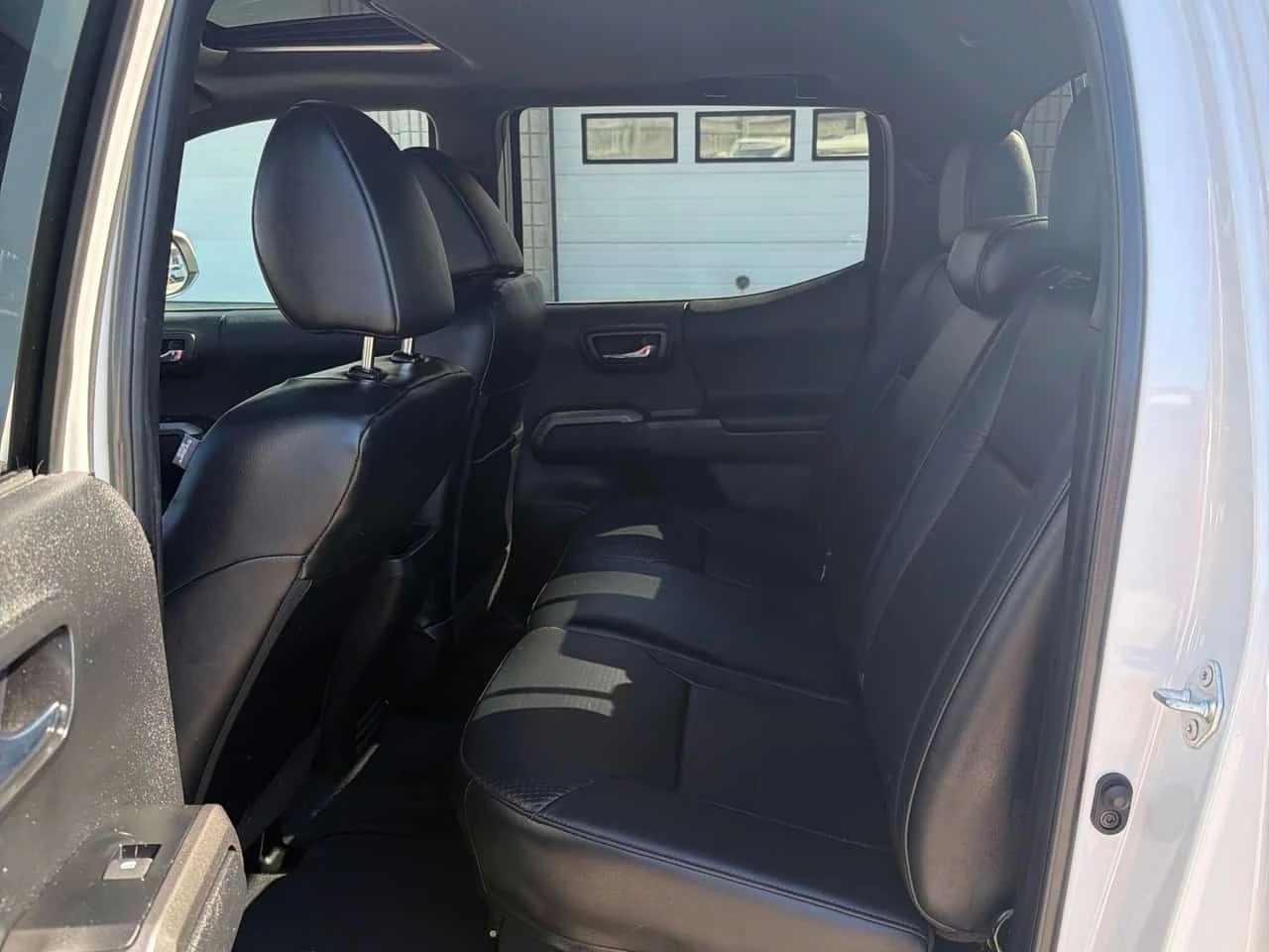 Toyota Tacoma * 4x4 Double Cab Auto * CARFAX * ����� �� �������� | Mobile.bg � ����������� 10