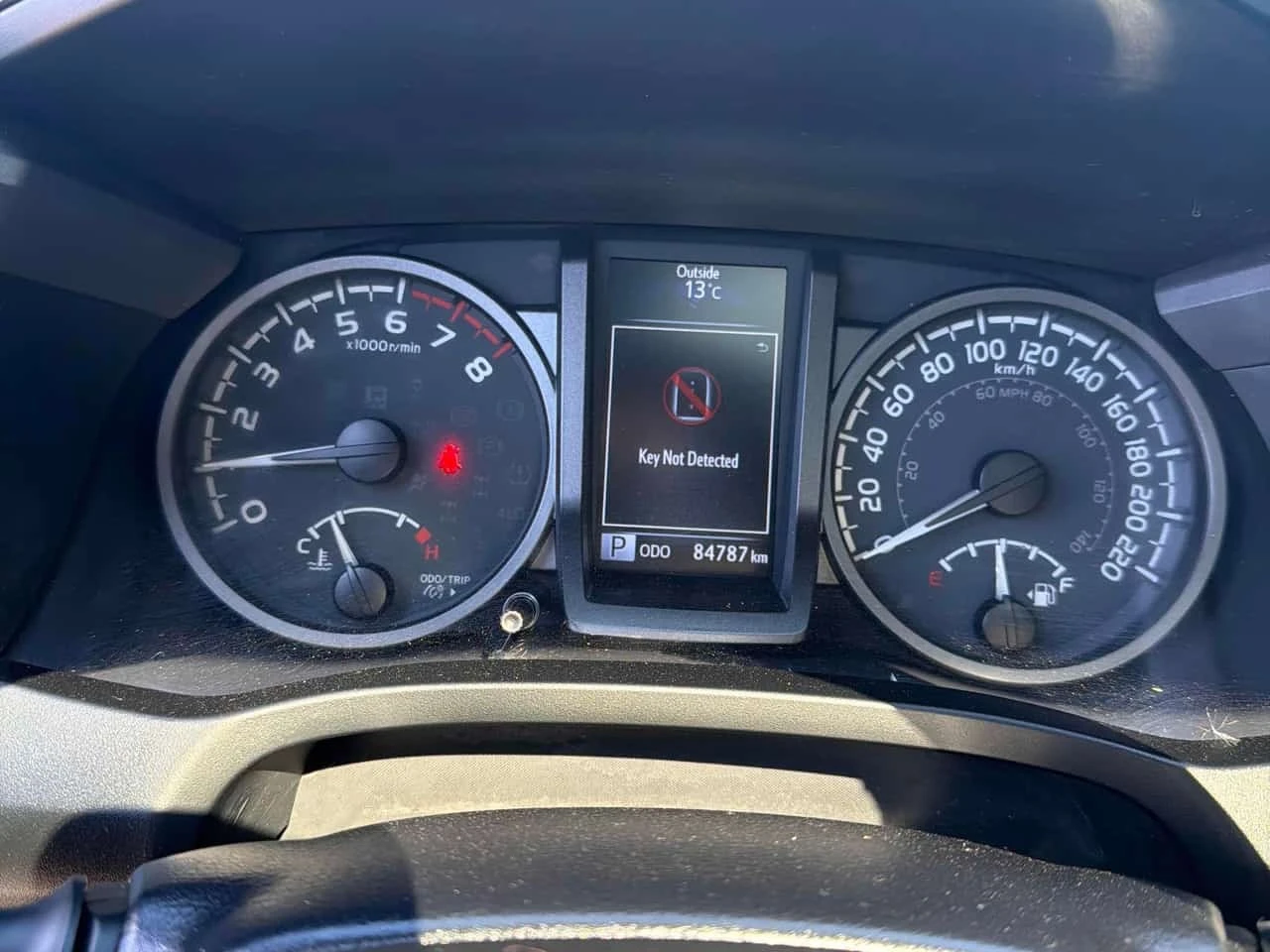 Toyota Tacoma * 4x4 Double Cab Auto * CARFAX * ����� �� �������� | Mobile.bg � ����������� 8