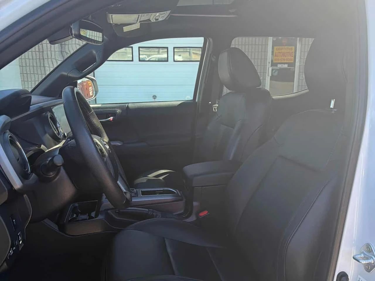 Toyota Tacoma * 4x4 Double Cab Auto * CARFAX * ����� �� �������� | Mobile.bg � ����������� 11
