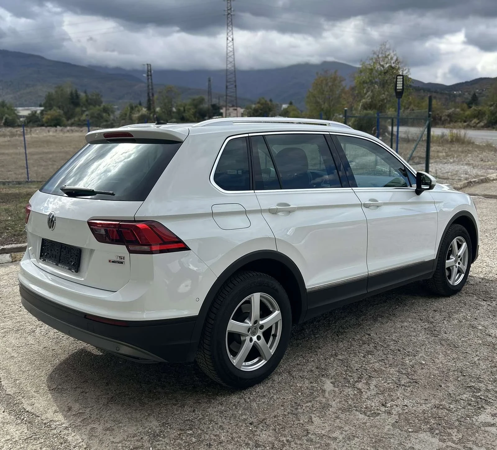 VW Tiguan 4x4, ��������� | Mobile.bg � ����������� 4
