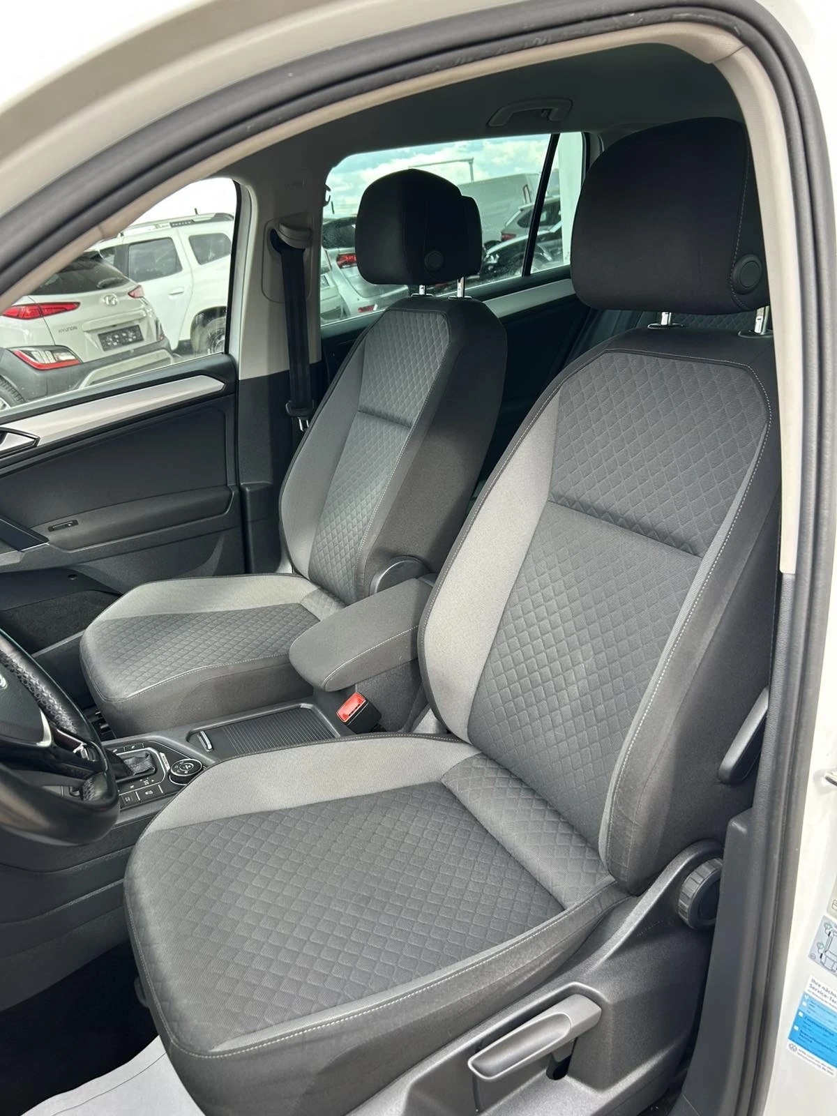 VW Tiguan 4x4, ��������� | Mobile.bg � ����������� 9