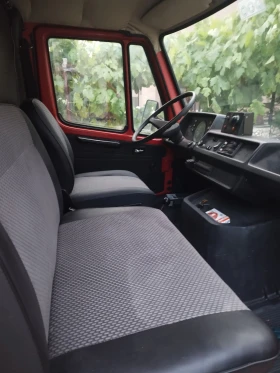 Mercedes-Benz 2.3 308, снимка 6