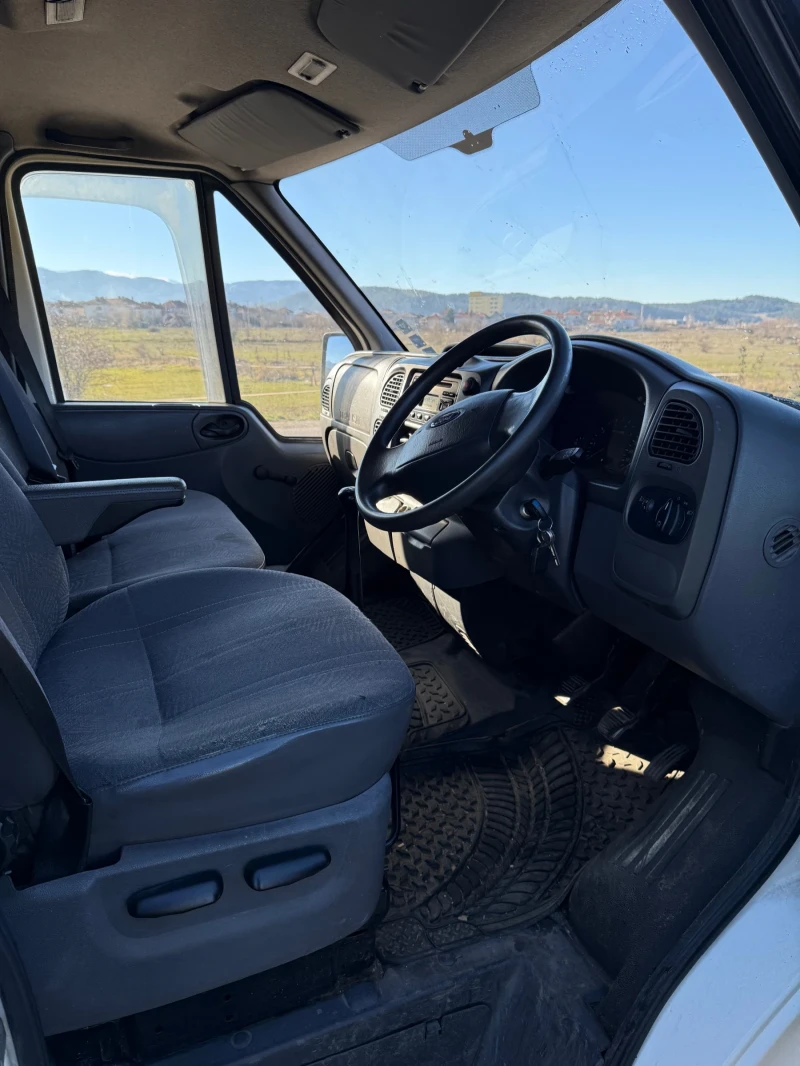 Ford Transit Десен волан, снимка 9 - Бусове и автобуси - 52790499