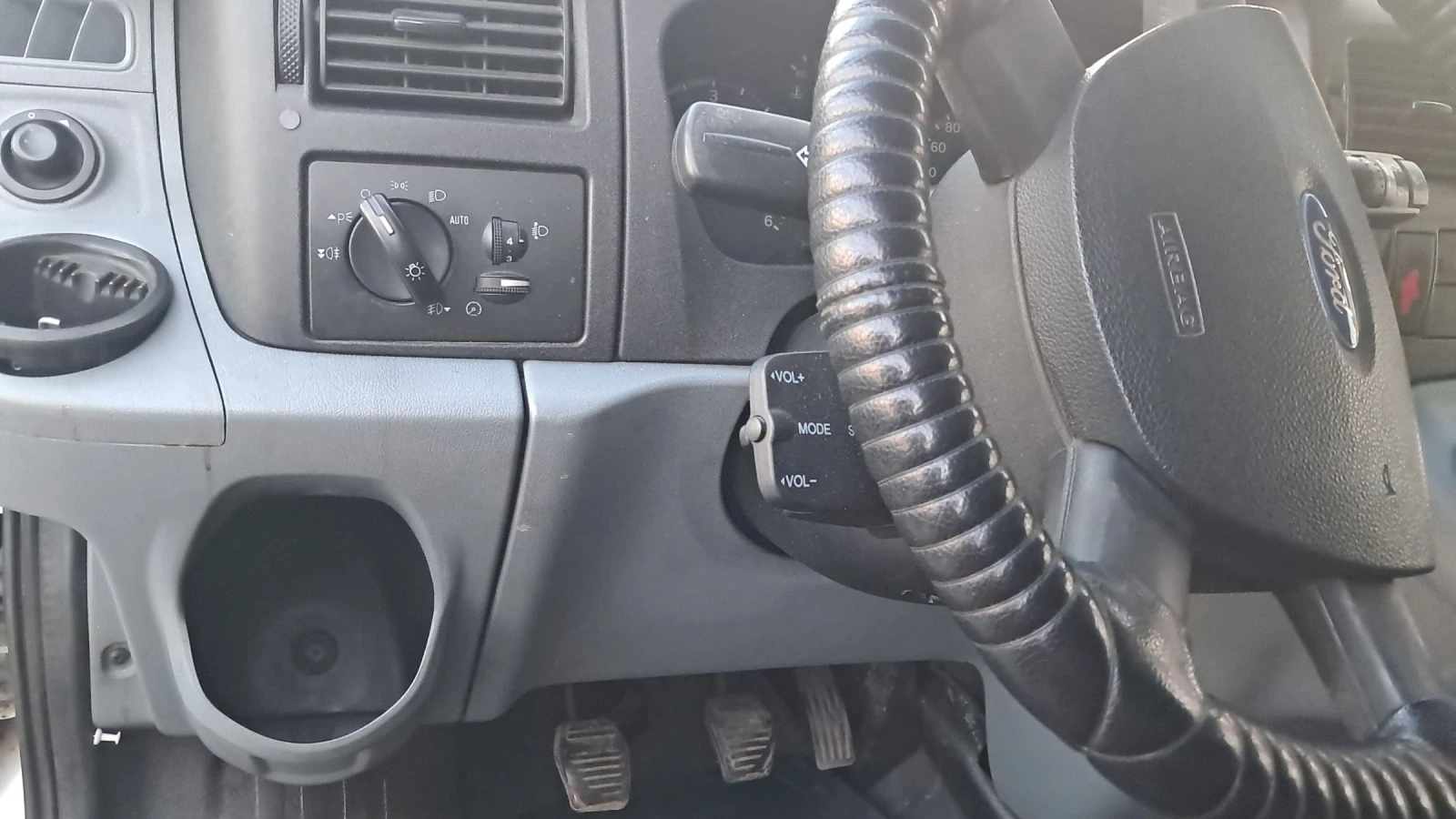 Ford Transit 2.4.6скорости, снимка 12 - Бусове и автобуси - 53826714