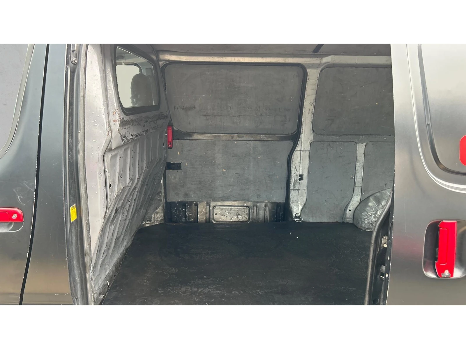 Toyota Hiace Месечна вноска от 200  , снимка 11 - Бусове и автобуси - 53942618