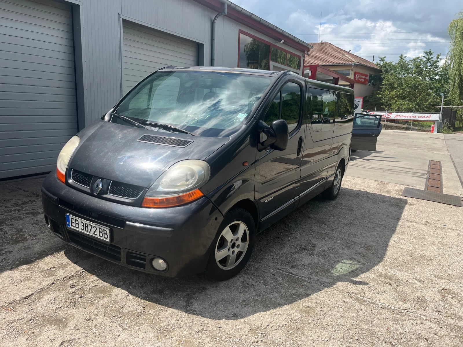 Renault Trafic Пътнически