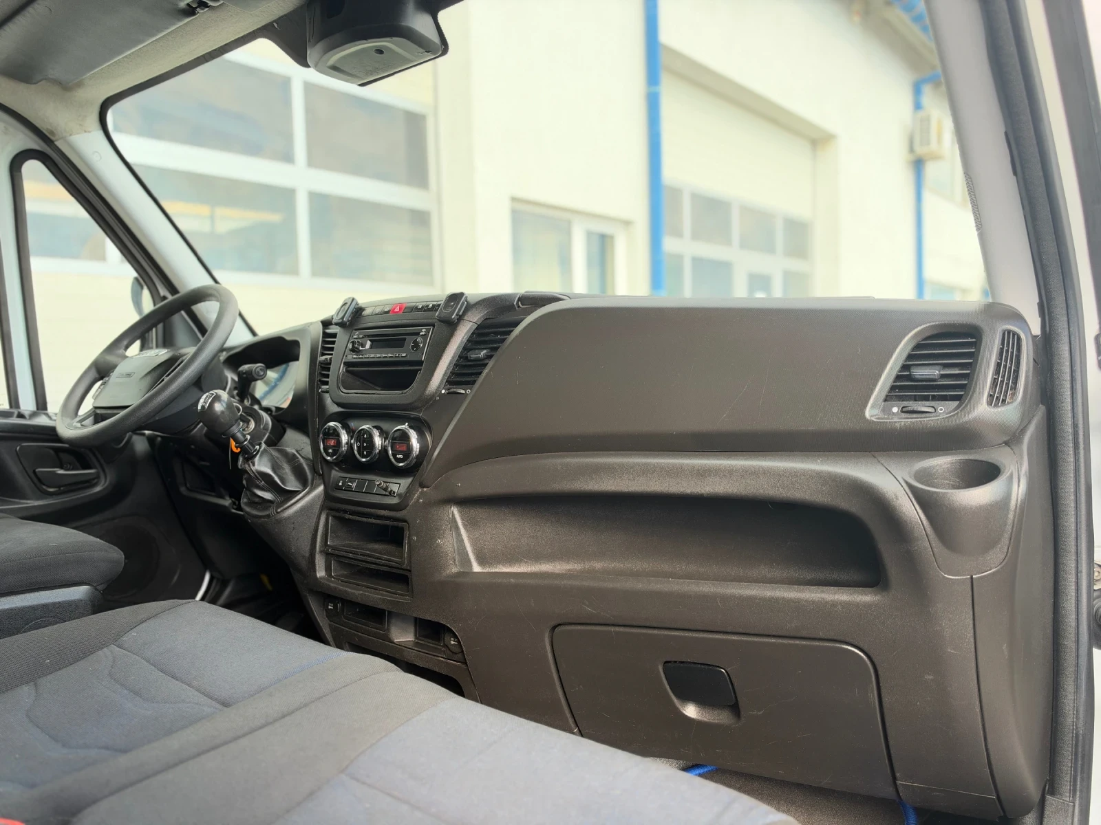 Iveco Daily ��.���� / ����� ���� / �-��������� ����������� | Mobile.bg � ����������� 13
