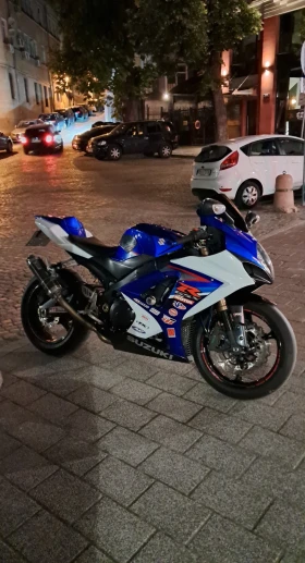 ������ Suzuki Gsxr