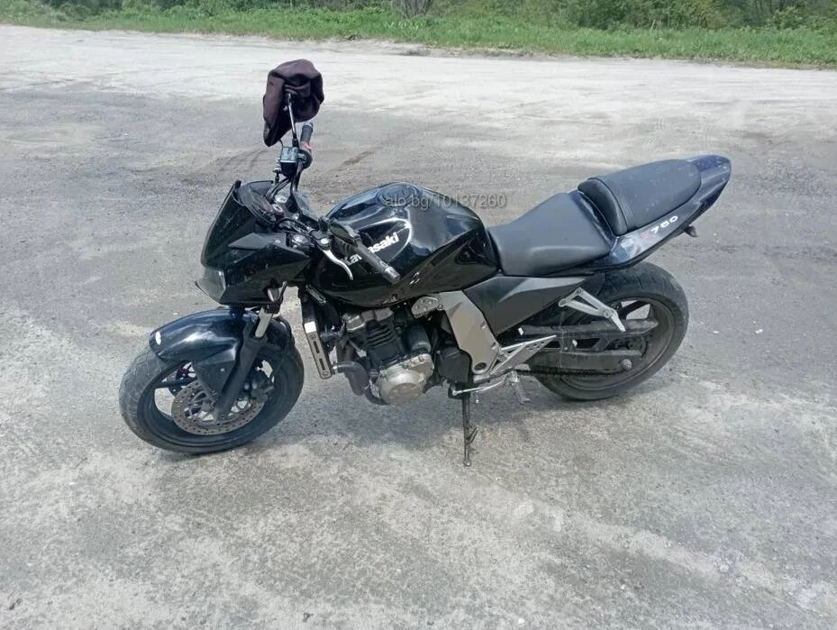 Kawasaki 750 z750, снимка 3 - Мотоциклети и мототехника - 54401538