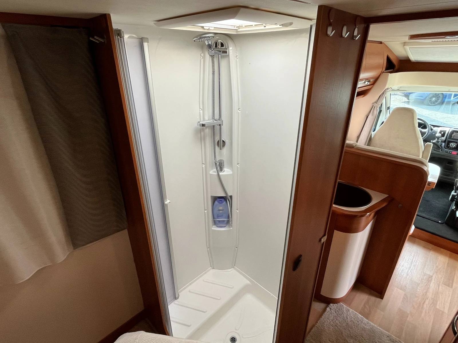 Кемпер Fiat RAPIDO-2.3JTD-6ск., снимка 9 - Каравани и кемпери - 54194544