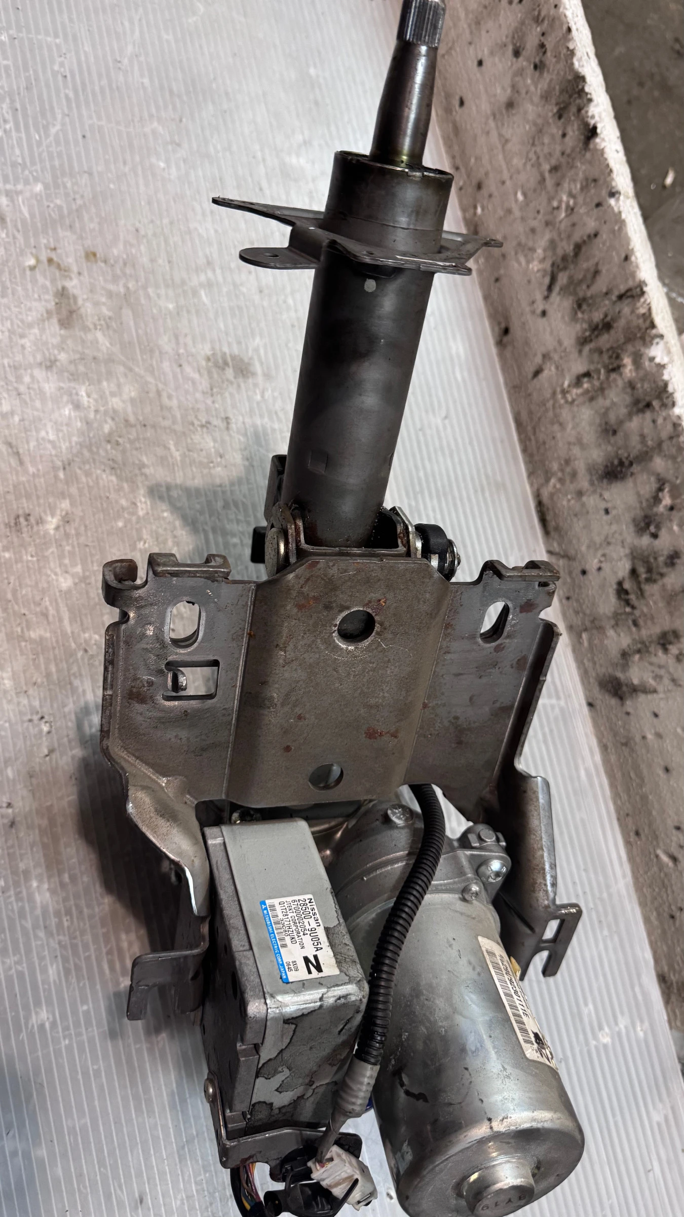    /       Nissan Note - 2850099U05A / 6700002054  /  48 | Mobile.bg   2