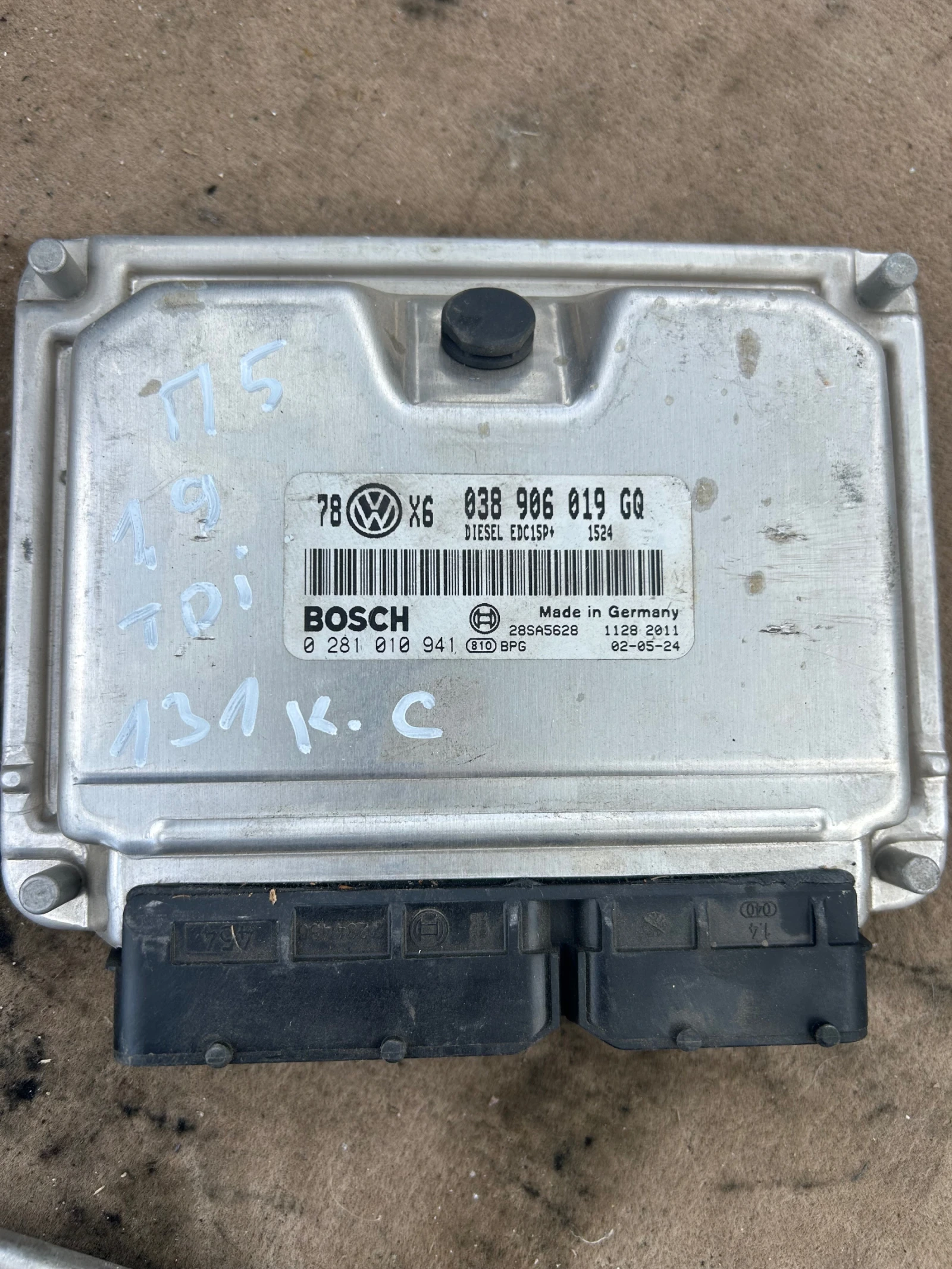 038906019GQ компютър двигател  VOLKSWAGEN PASSAT 5.5 1.9TDI 131кс 0281010941