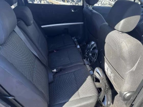 Toyota Corolla verso 2.2 D-CAT 177к.с НА ЧАСТИ, снимка 10