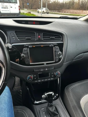 Kia Ceed, снимка 10