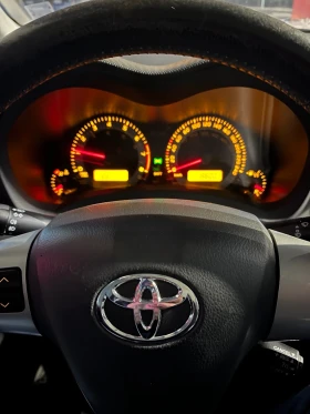 Toyota Auris 1.6 БЕНЗИН/ГАЗ, снимка 6
