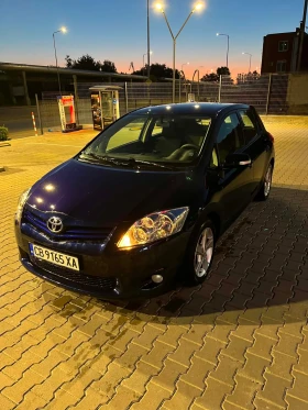 Toyota Auris 1.6 БЕНЗИН/ГАЗ, снимка 2
