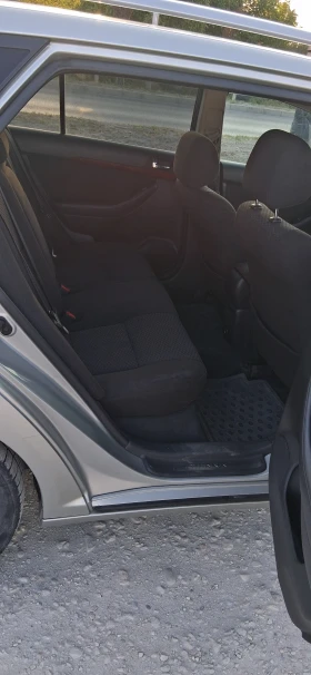 Toyota Avensis, снимка 8