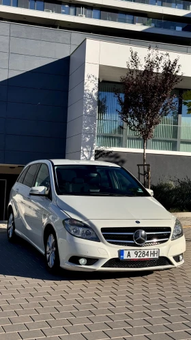 Mercedes-Benz B 180 - 14500 лв. - 49923286 2