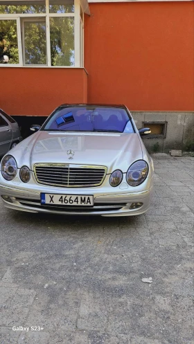 Mercedes-Benz E 320, снимка 6 - Автомобили и джипове - 53687698