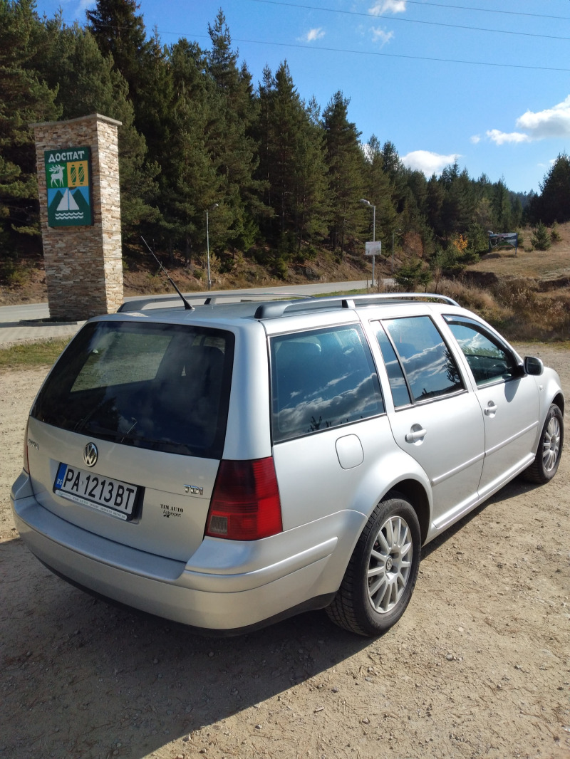 VW Bora, снимка 1 - Автомобили и джипове - 46333825
