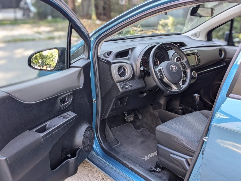 Toyota Yaris, снимка 9 - Автомобили и джипове - 47209510