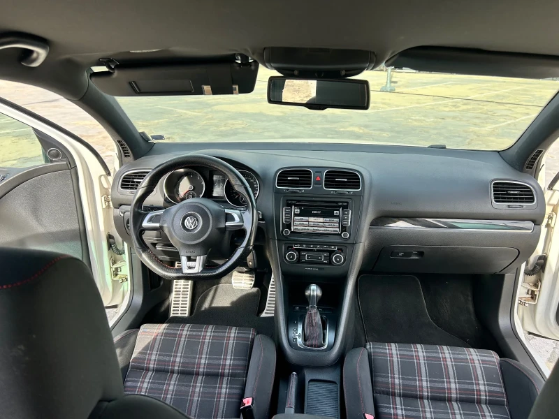 VW Golf GTI, снимка 12 - Автомобили и джипове - 49123112