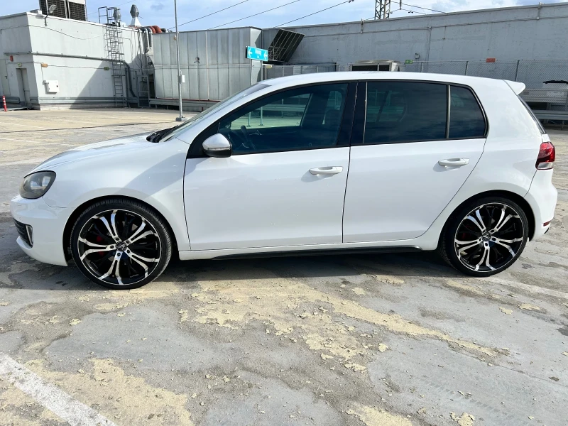 VW Golf GTI, снимка 2 - Автомобили и джипове - 49123112