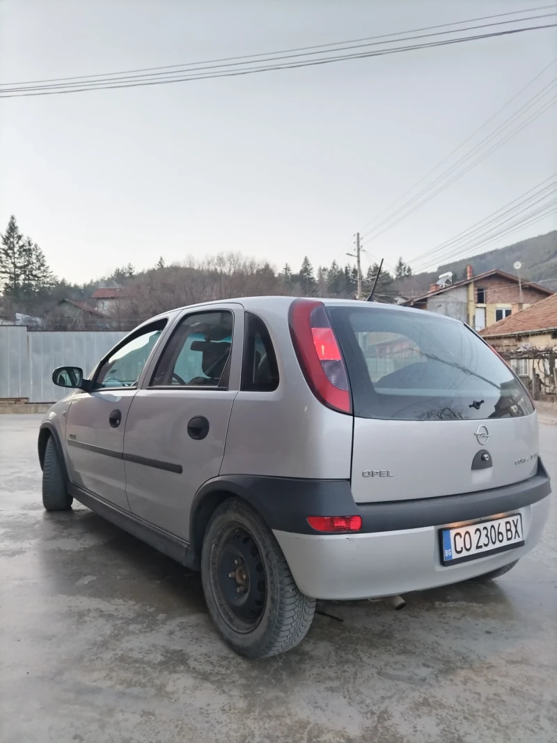 Opel Corsa, снимка 2 - Автомобили и джипове - 49549308