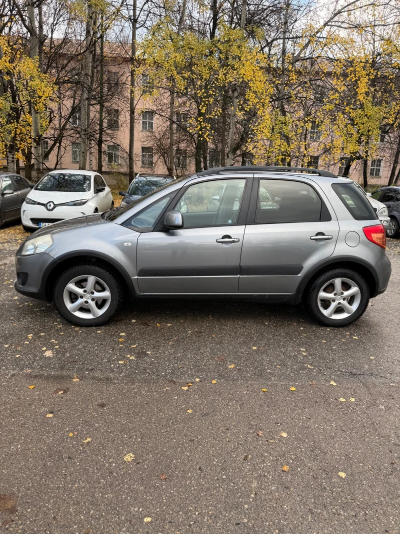 Suzuki SX4, снимка 3 - Автомобили и джипове - 52597857