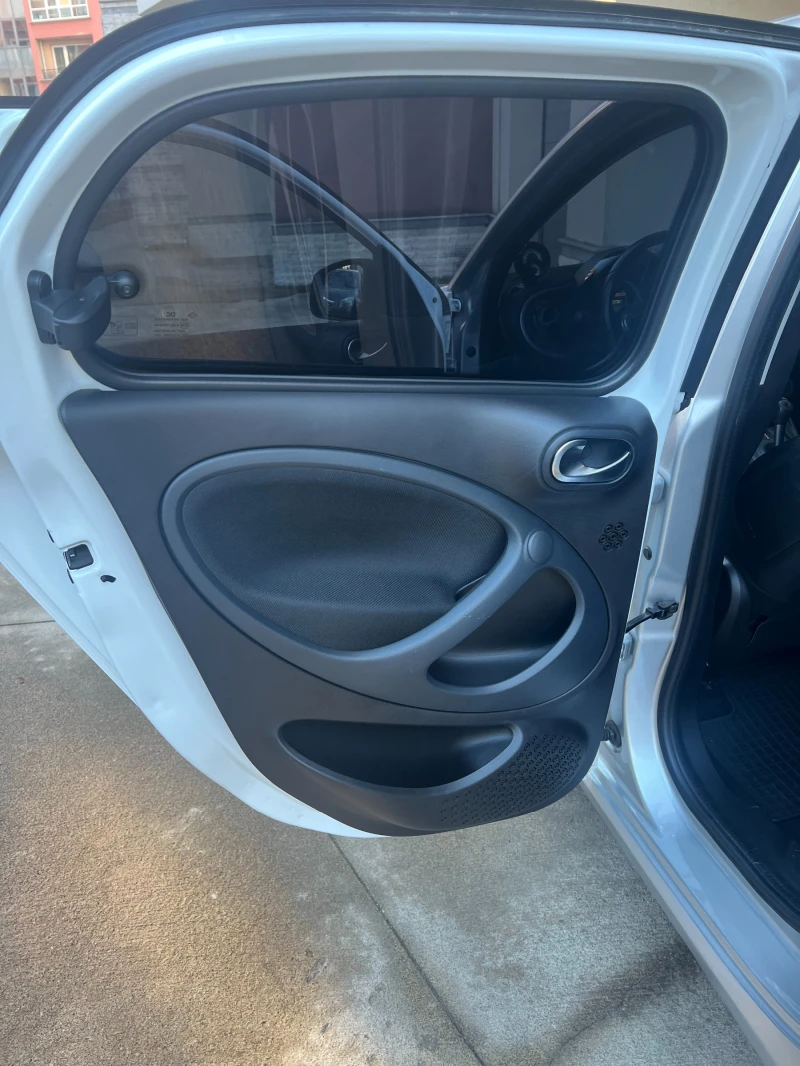 Smart Forfour, снимка 7 - Автомобили и джипове - 52877120