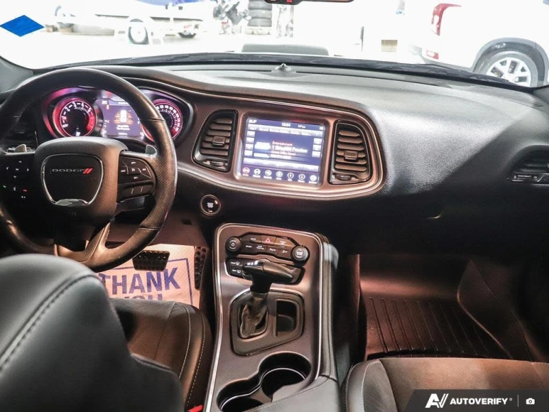 Dodge Challenger R/T Shaker* АвтоКредит* (ЦЕНА ДО БГ), снимка 14 - Автомобили и джипове - 53432204