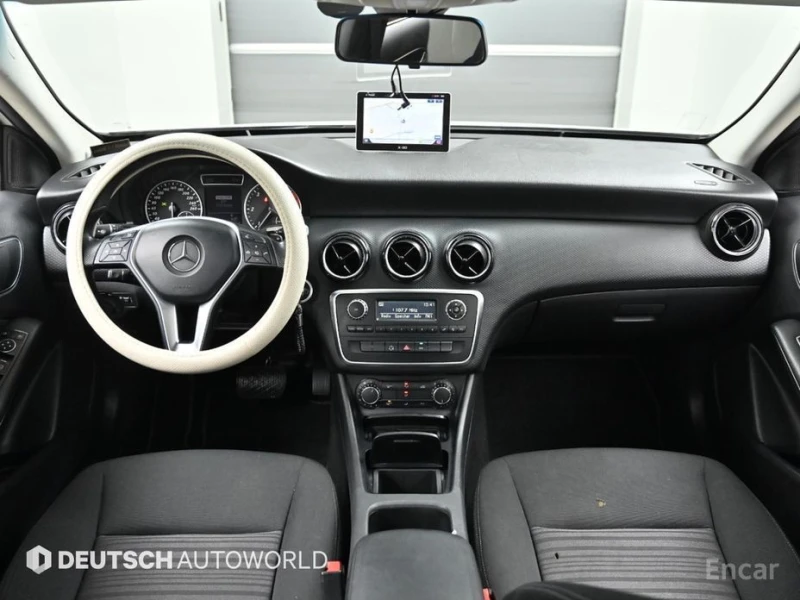 Mercedes-Benz A 200, снимка 7 - Автомобили и джипове - 53515697