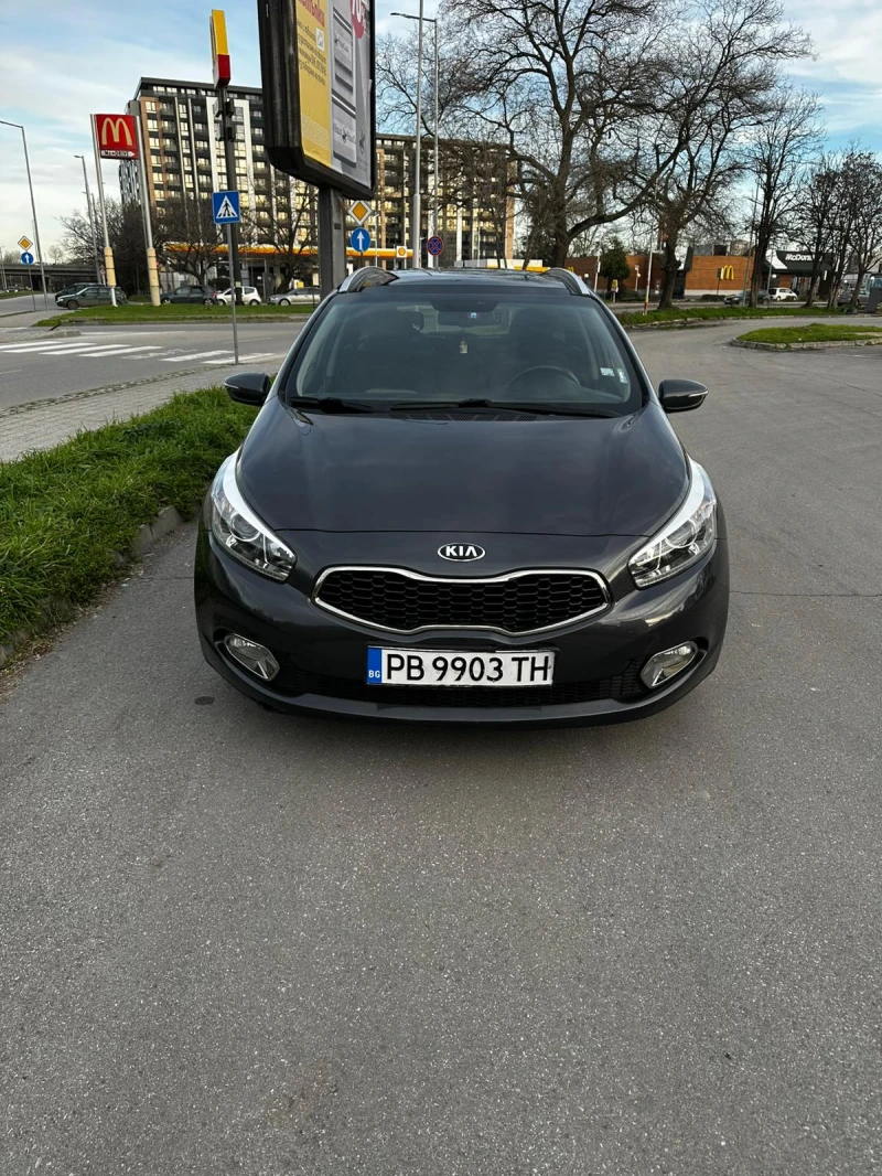 Kia Ceed, снимка 6 - Автомобили и джипове - 53569530