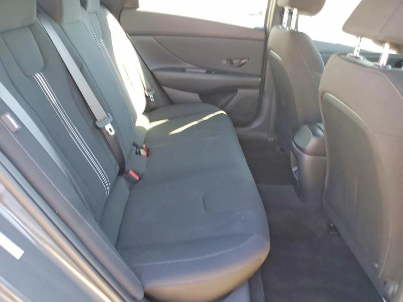 Hyundai Elantra 2.0L 4 FRONT WHEEL DRIVE | Mobile.bg � ����������� 11