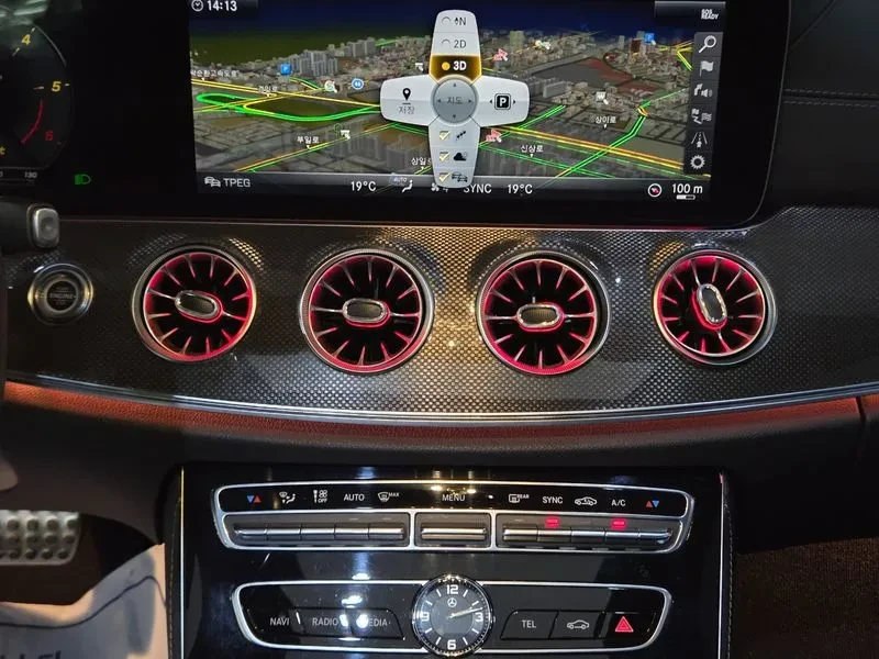 Mercedes-Benz CLS 300 Amg Line, снимка 11 - Автомобили и джипове - 55940338