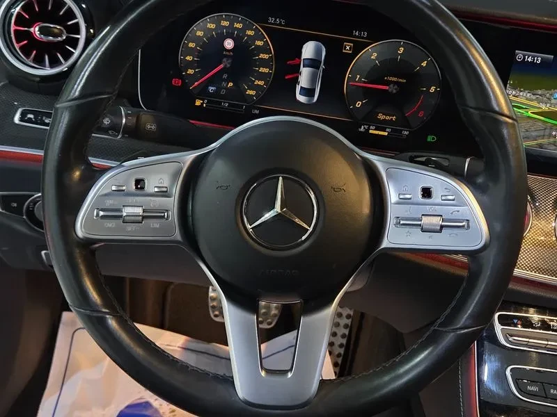 Mercedes-Benz CLS 300 Amg Line, снимка 9 - Автомобили и джипове - 55940338