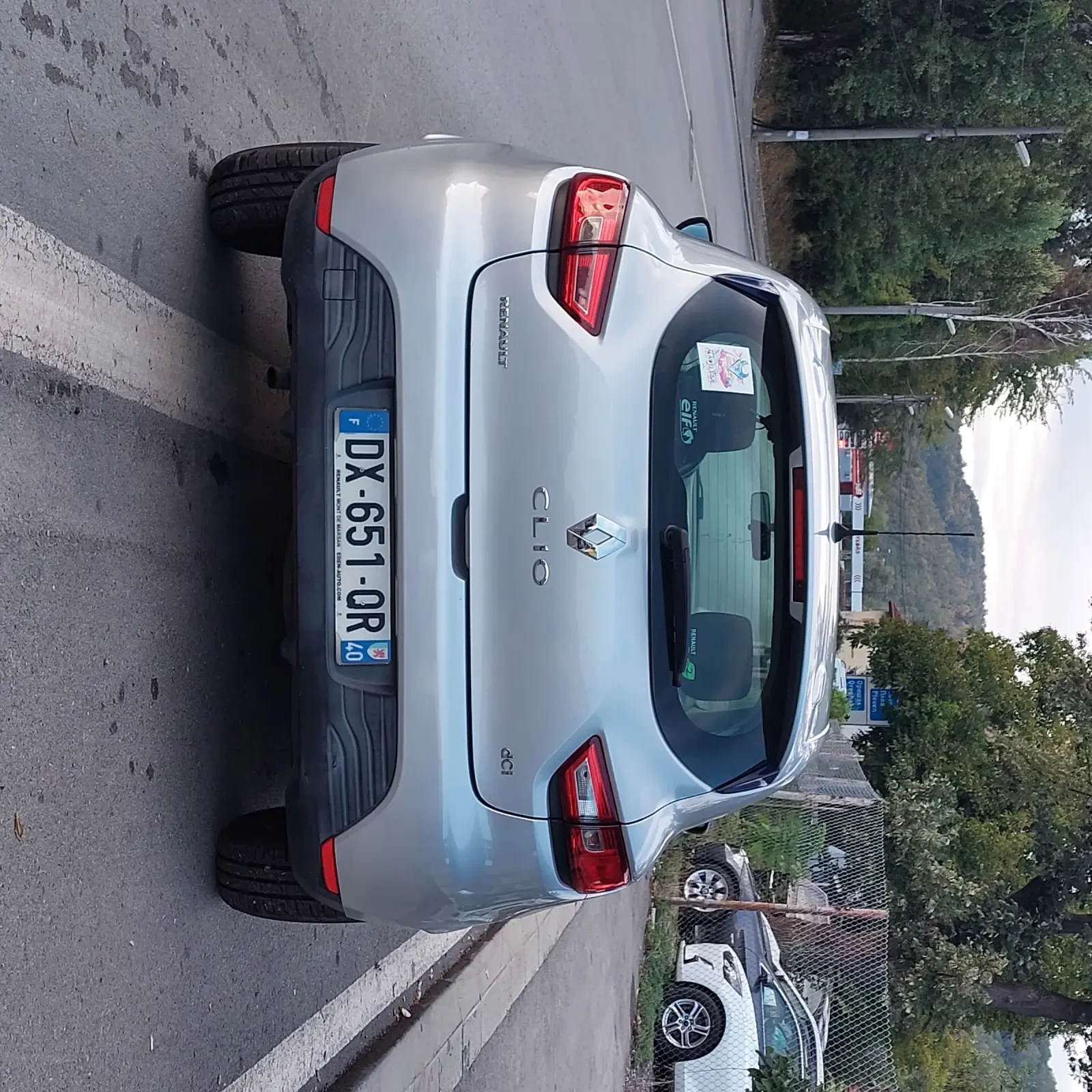 Renault Clio 1.5dci EURO 6, снимка 6 - Автомобили и джипове - 46970674