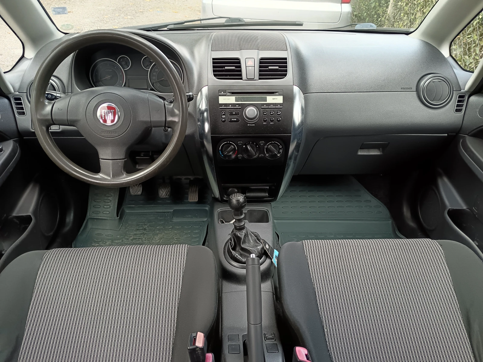 Fiat Sedici 2.0 multijet 4x4 - изображение 9