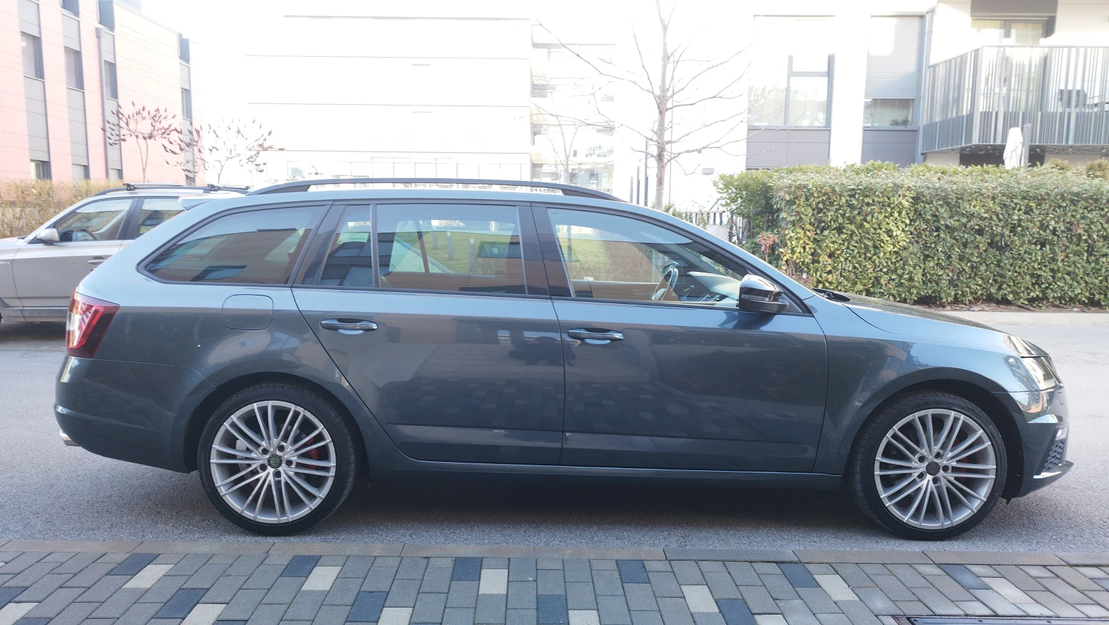 Skoda Octavia 2.0TDI #VRS#CHALLENGE#KEYLESS# - изображение 6