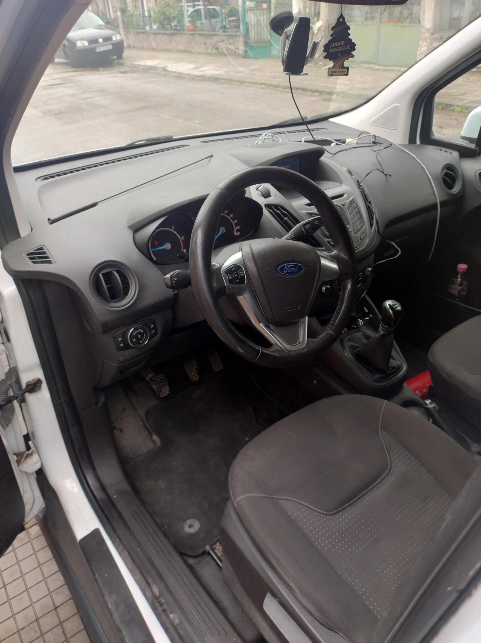 Ford Courier  - изображение 6
