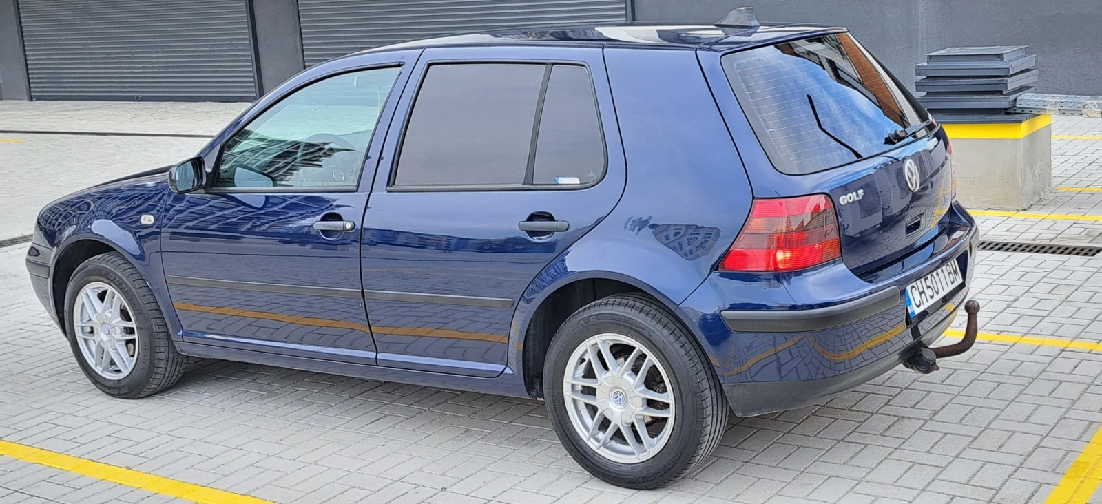 VW Golf 1.6SR/101кс! - изображение 3