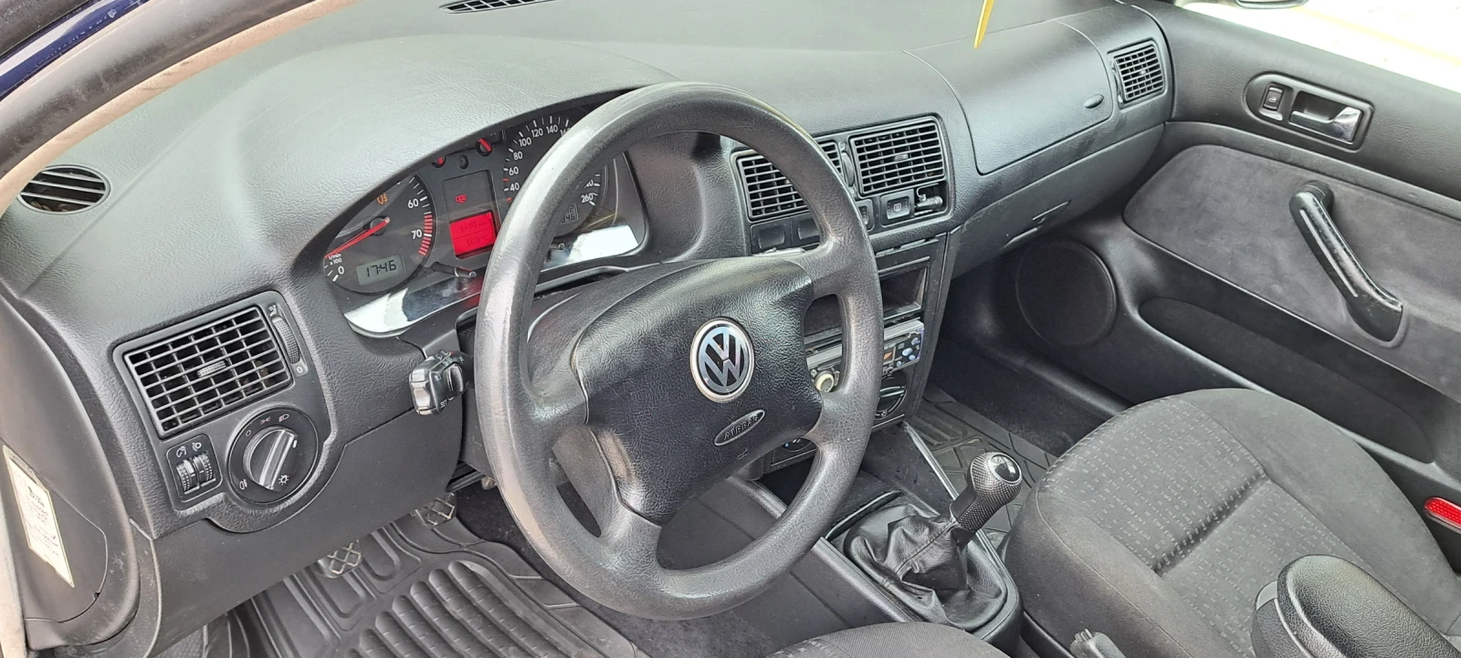 VW Golf 1.6SR/101кс! - изображение 9