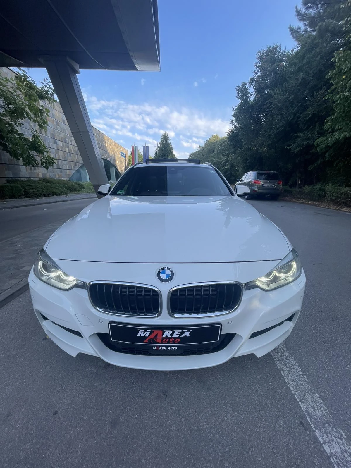 BMW 330 M-Performance * PANO * Head UP * Harman/Kardon - изображение 7