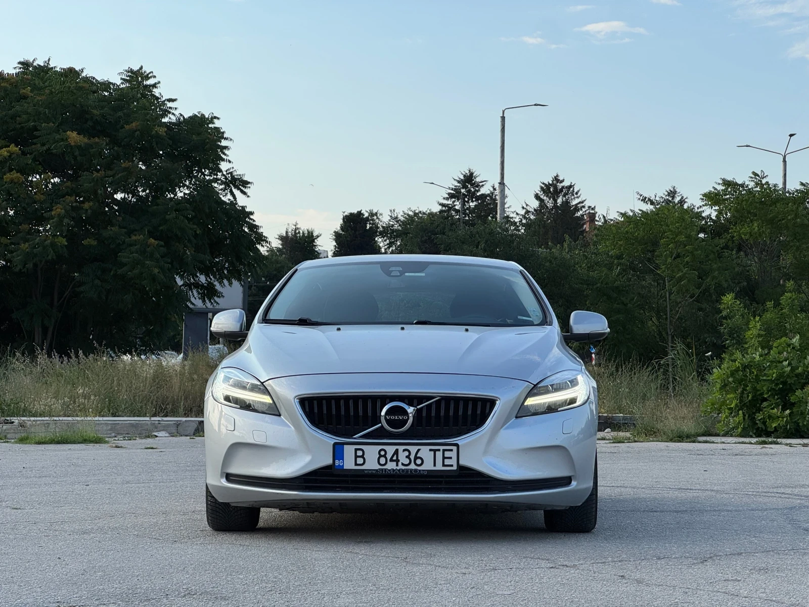 Volvo V40 D2 Автоматик Facelift LED Euro6 - изображение 2