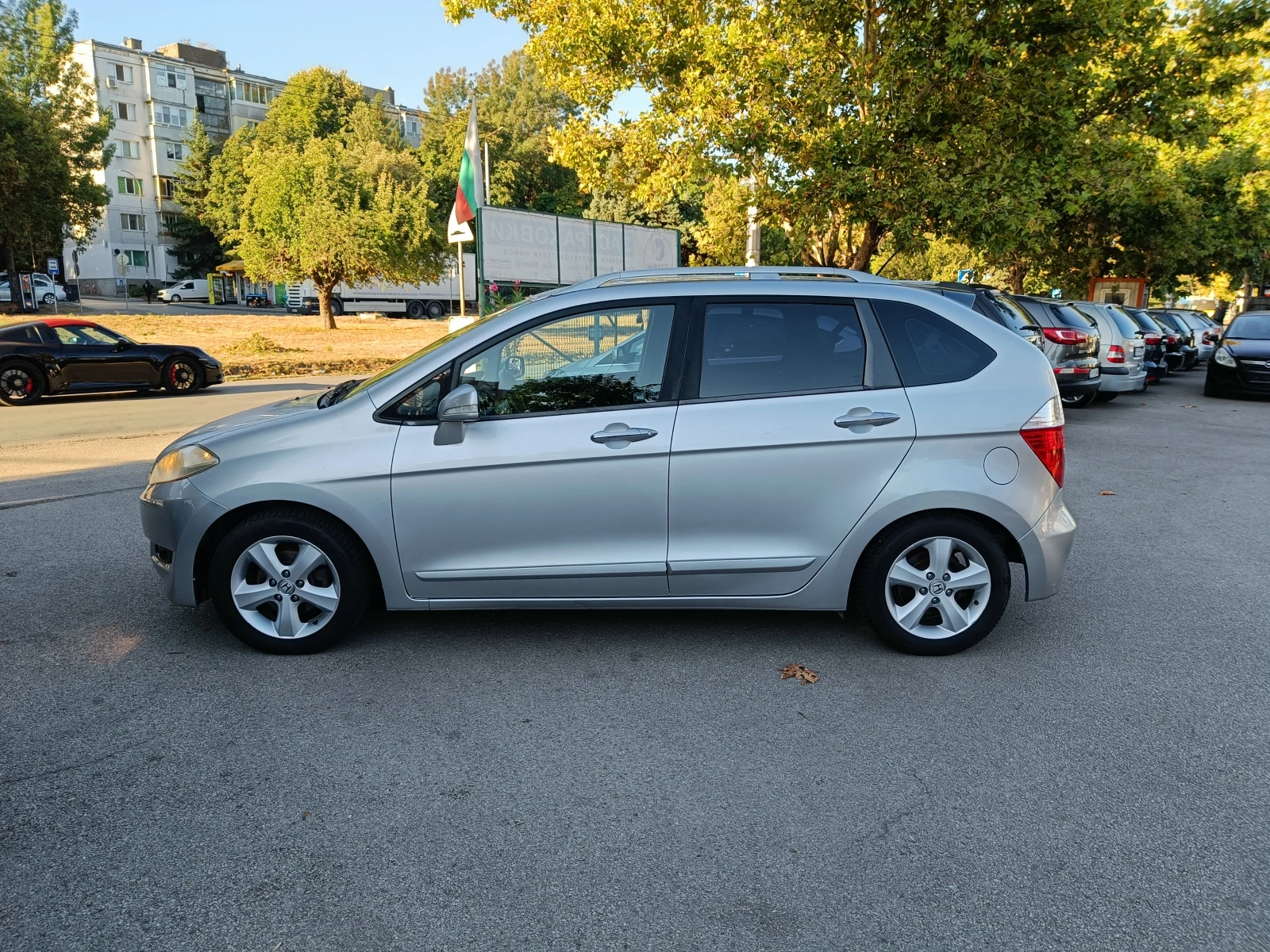 Honda Fr-v 1.7 GAZ BENZIN 125 - изображение 8