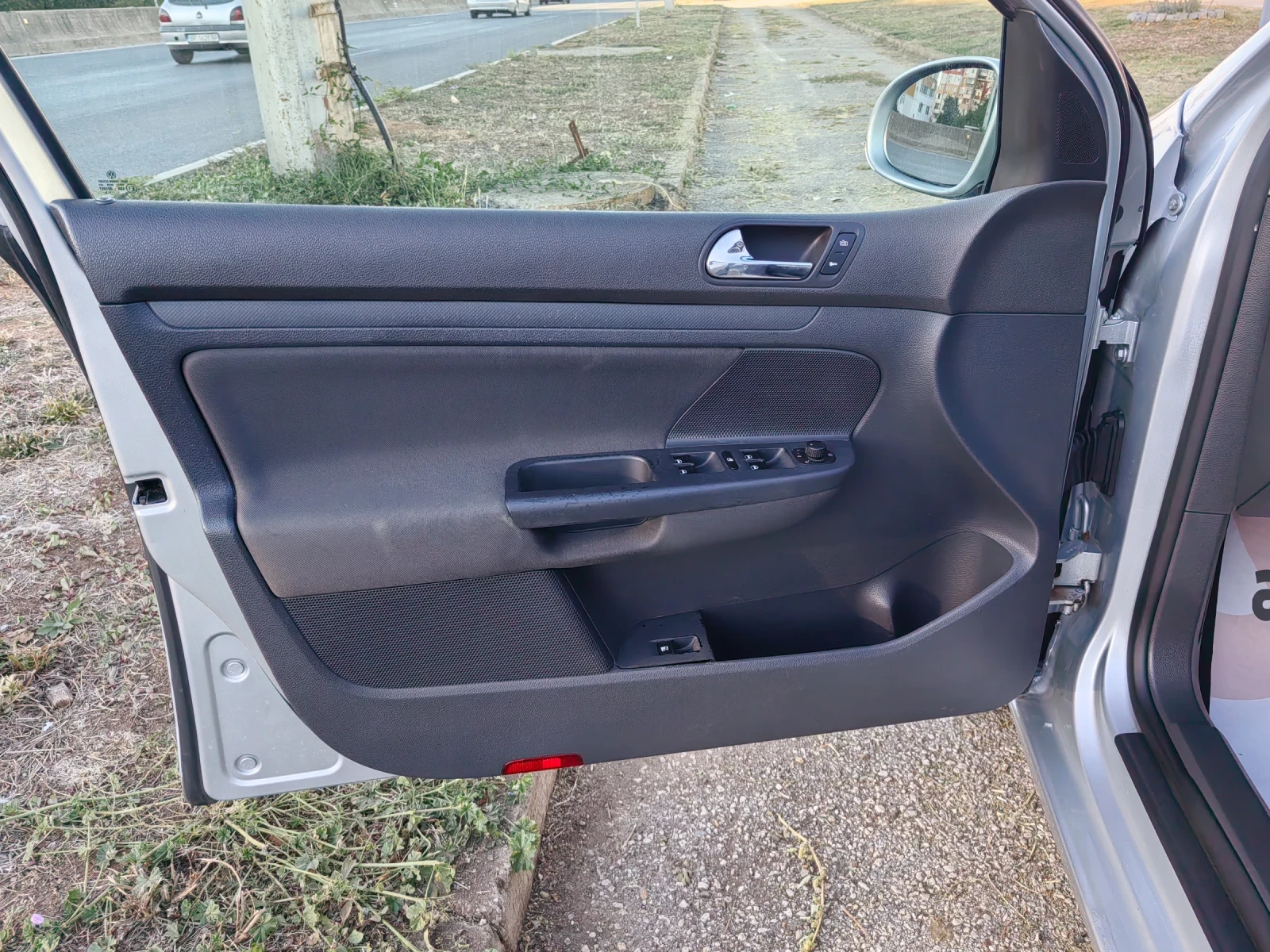 VW Golf 1.9tdi 105ps navi | Mobile.bg — изображение 15