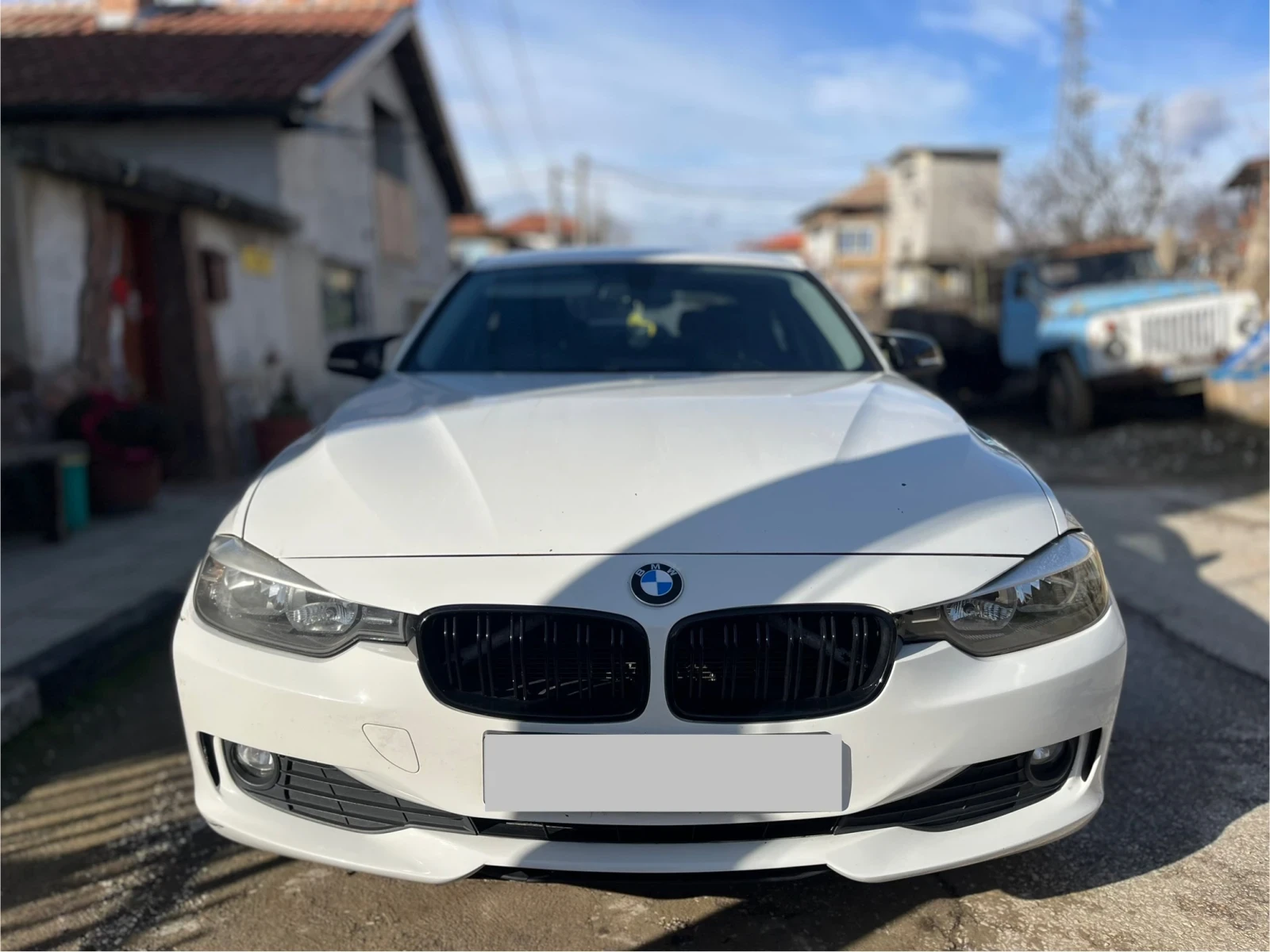 BMW 320 Продавам BMW 3 Series (F30)   2012 г., 2.0 дизел,  - изображение 3