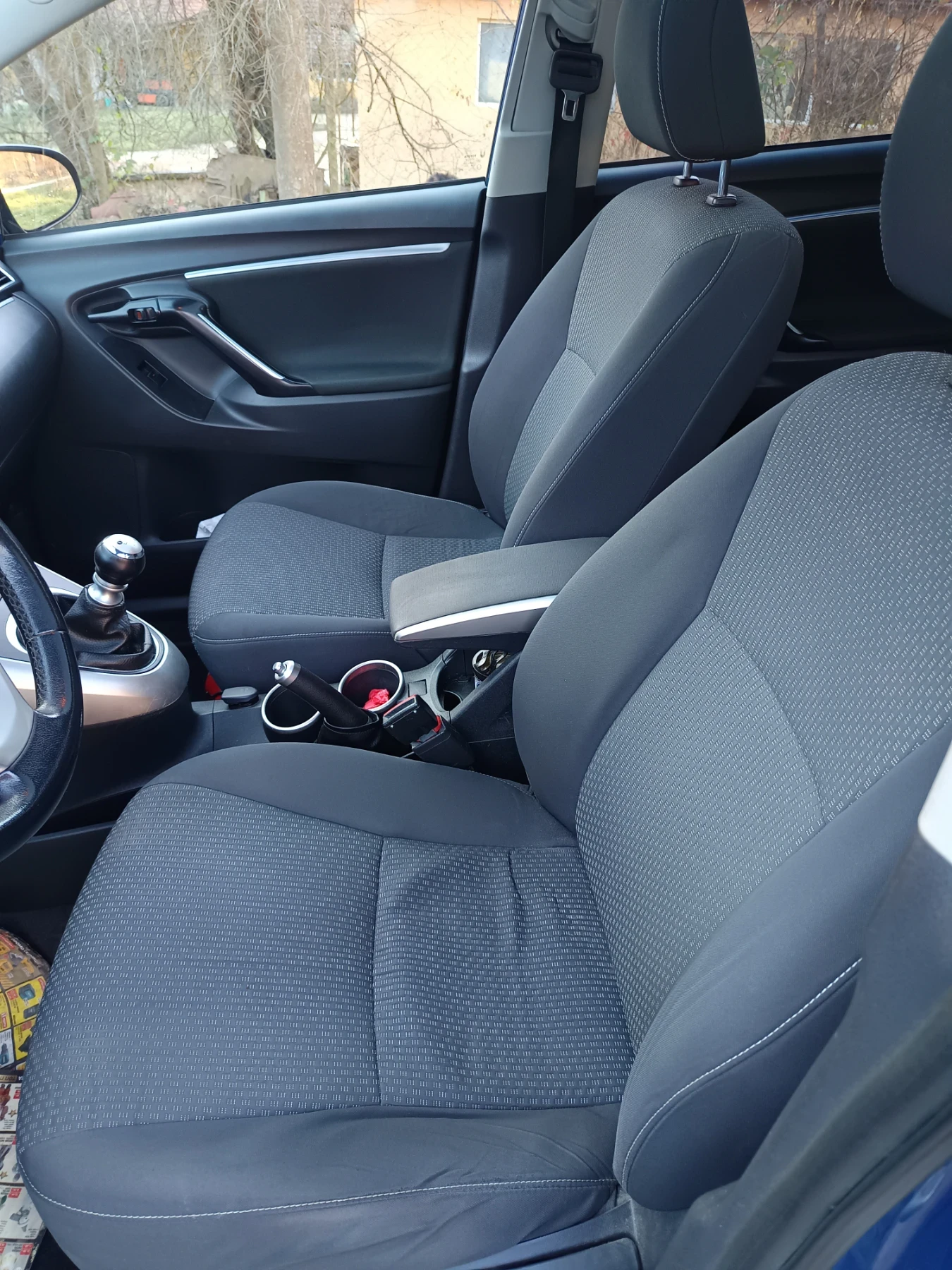 Toyota Verso 2D4D - изображение 6