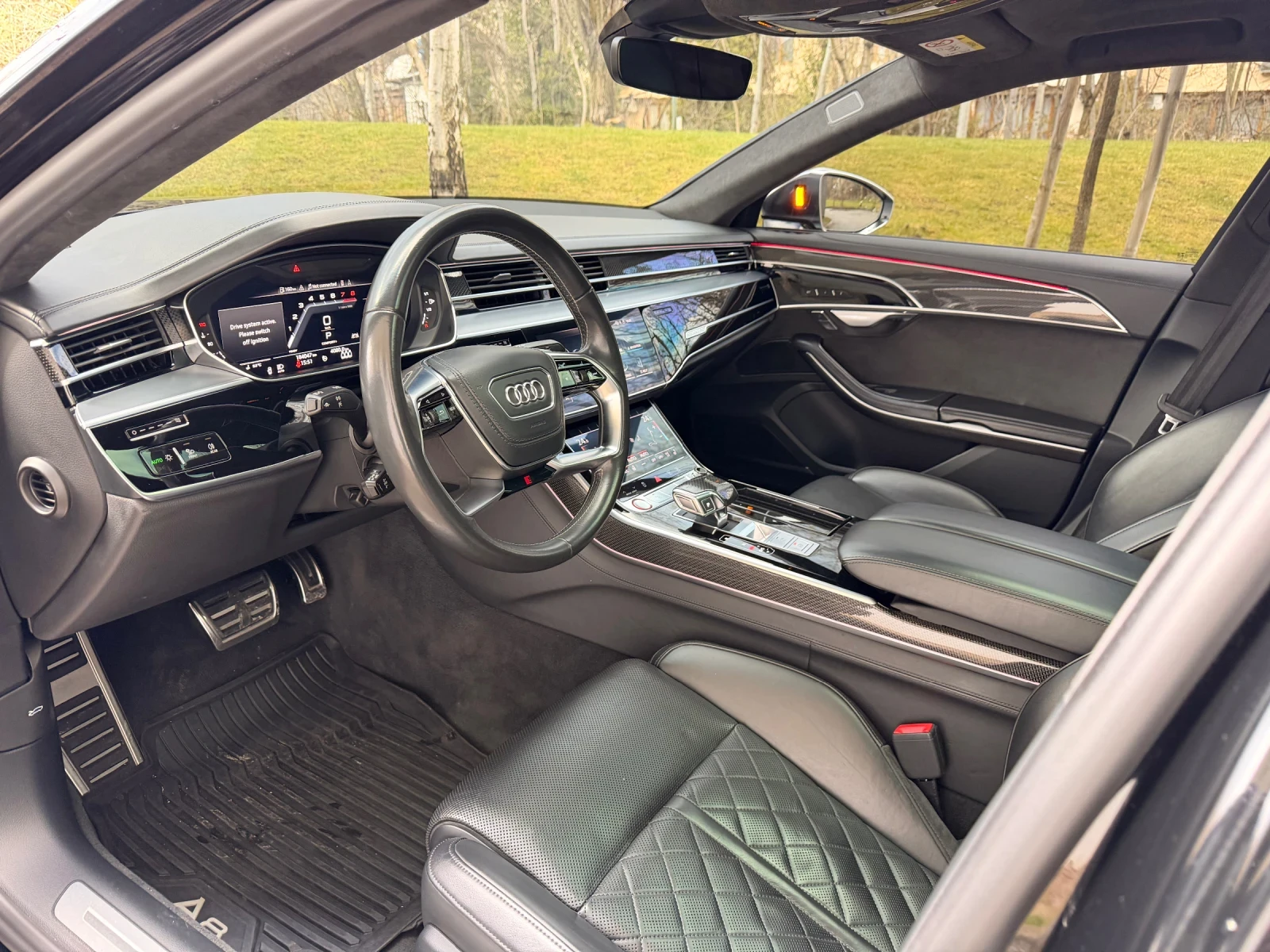 Audi S8 КЕРАМИКА / ВЕНТИЛАЦИЯ / ГОТОВ ЛИЗИНГ, снимка 9 - Автомобили и джипове - 54091223